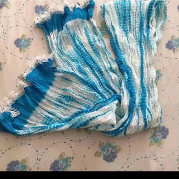 3/$25 ** Long length tie and dye scarf NWOT - Picture 3 of 4